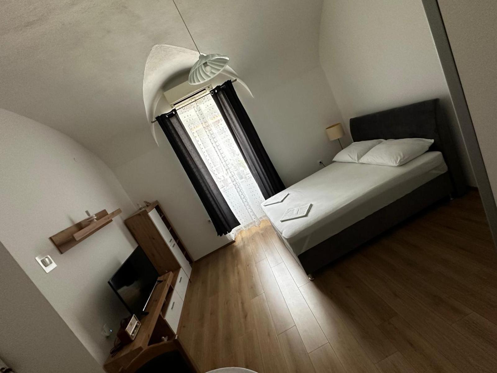 Studio Apartman Grga Сень Екстер'єр фото